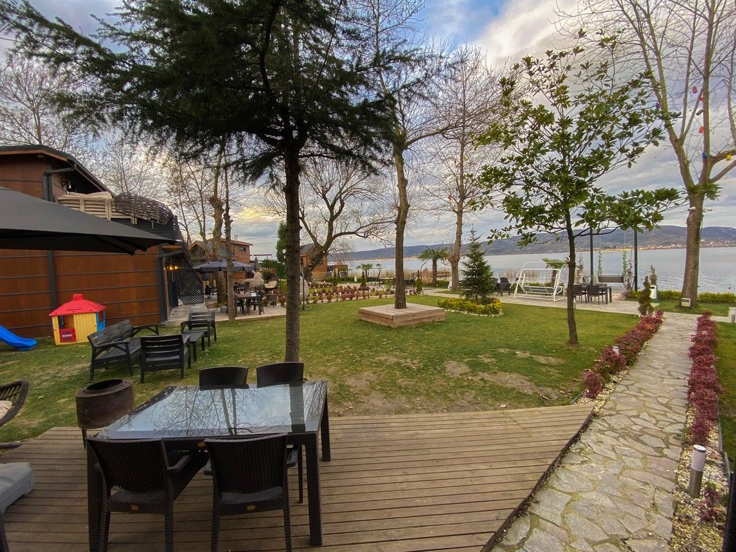 Sapanca Kıyı Bungalov & Cafe