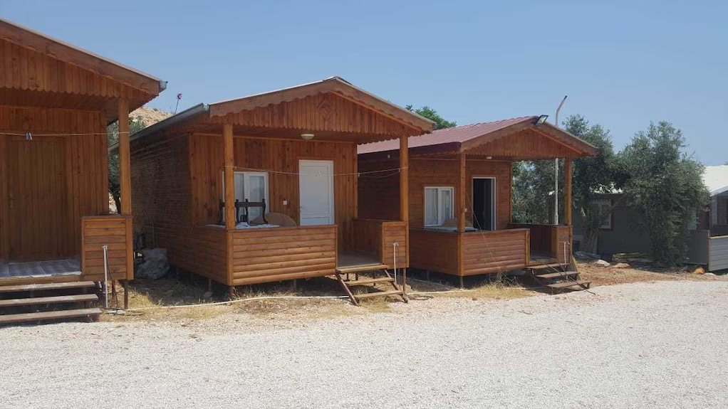 Bobus Restaurant & Bungalow Mersin