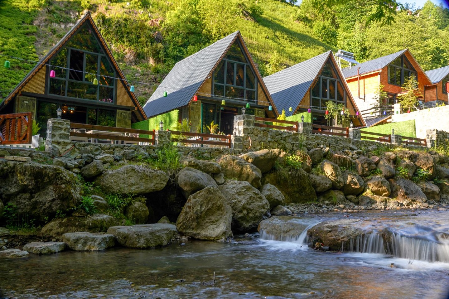 Lost River Bungalov Çamlıhemşin