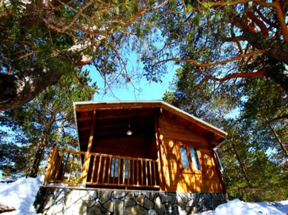 Limni Lake Mountain Houses