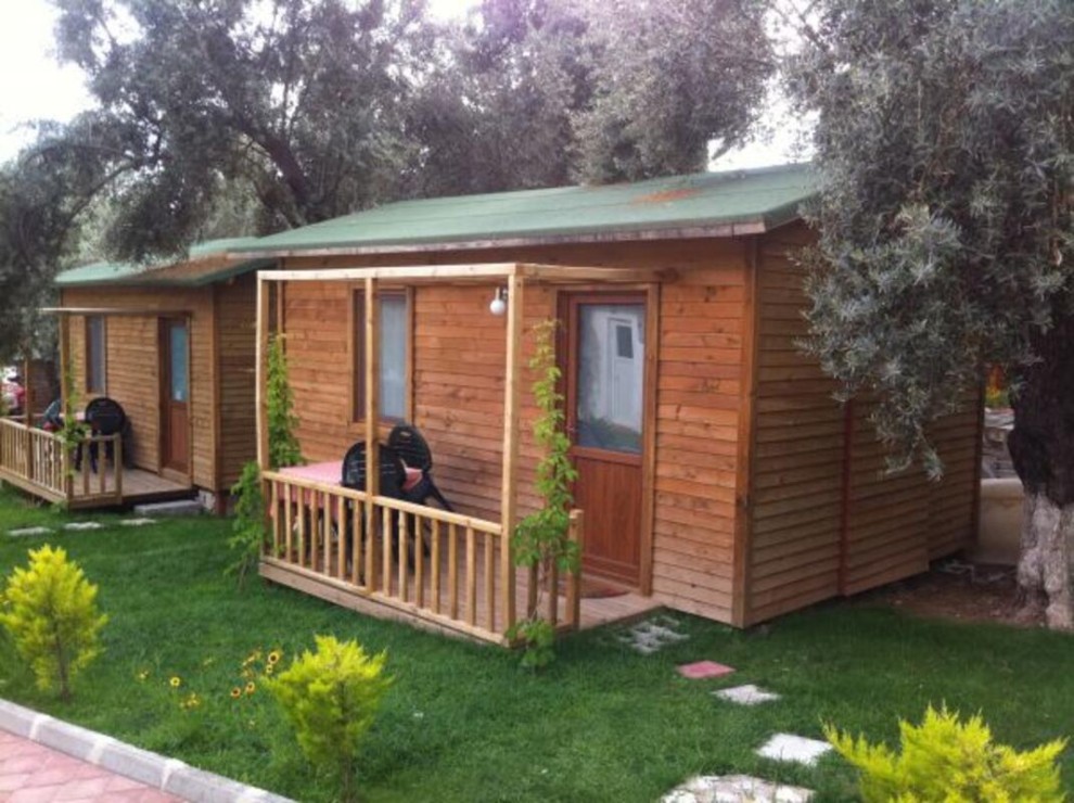 Billys Beach Osman Çavuş Bungalows